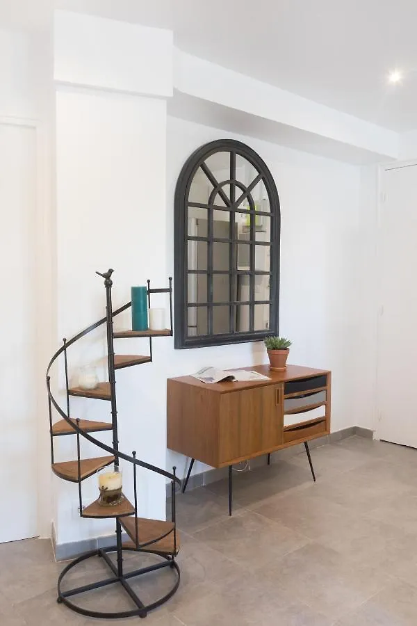 Beautiful Apartment In The Heart Of Nicea