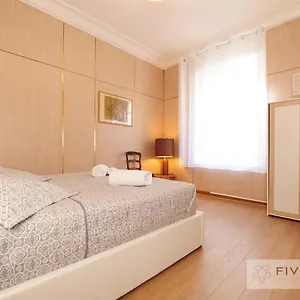 Gioia Five Stars Holiday House Appartement