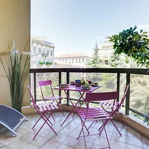 Apartment Grand H -f2, Face Vieux- Nice, Terrasse, Ascenseur, Climatisation, Terrace - City Center, Nizza